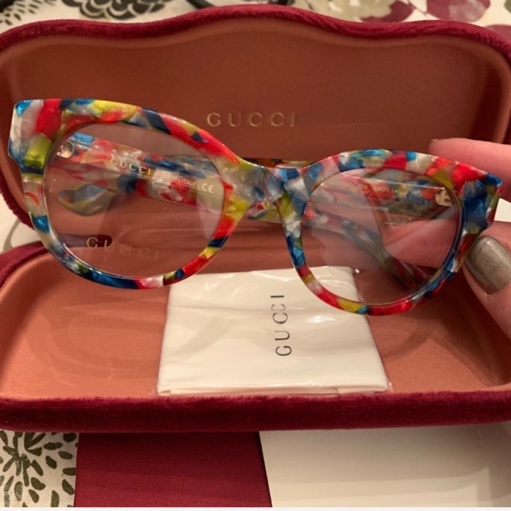 SOLD⛔️Authentic GUCCI 48 tortoise Acetate crystals - Picture 4 of 8